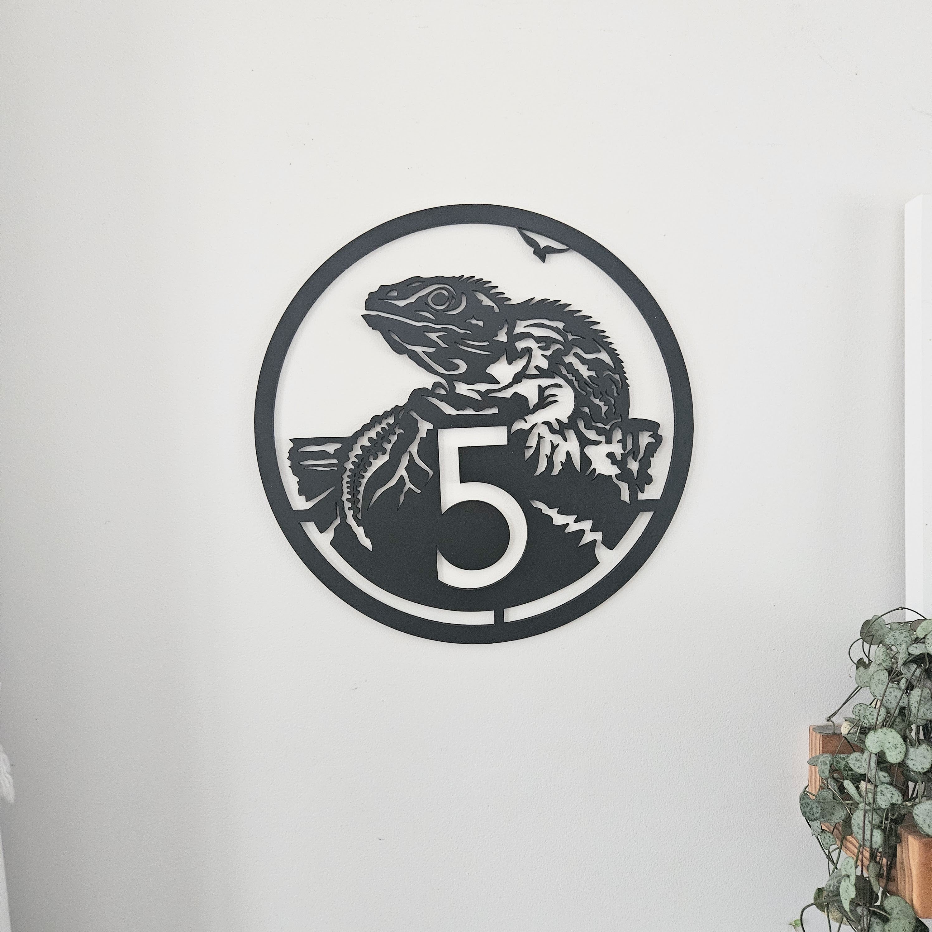 New Zealand Five Cent Coin Wall Art – Retro Kiwi Décor
