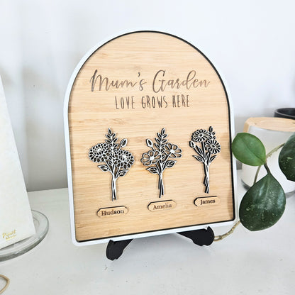 Mums Garden Birth Flower Personalised Plaque