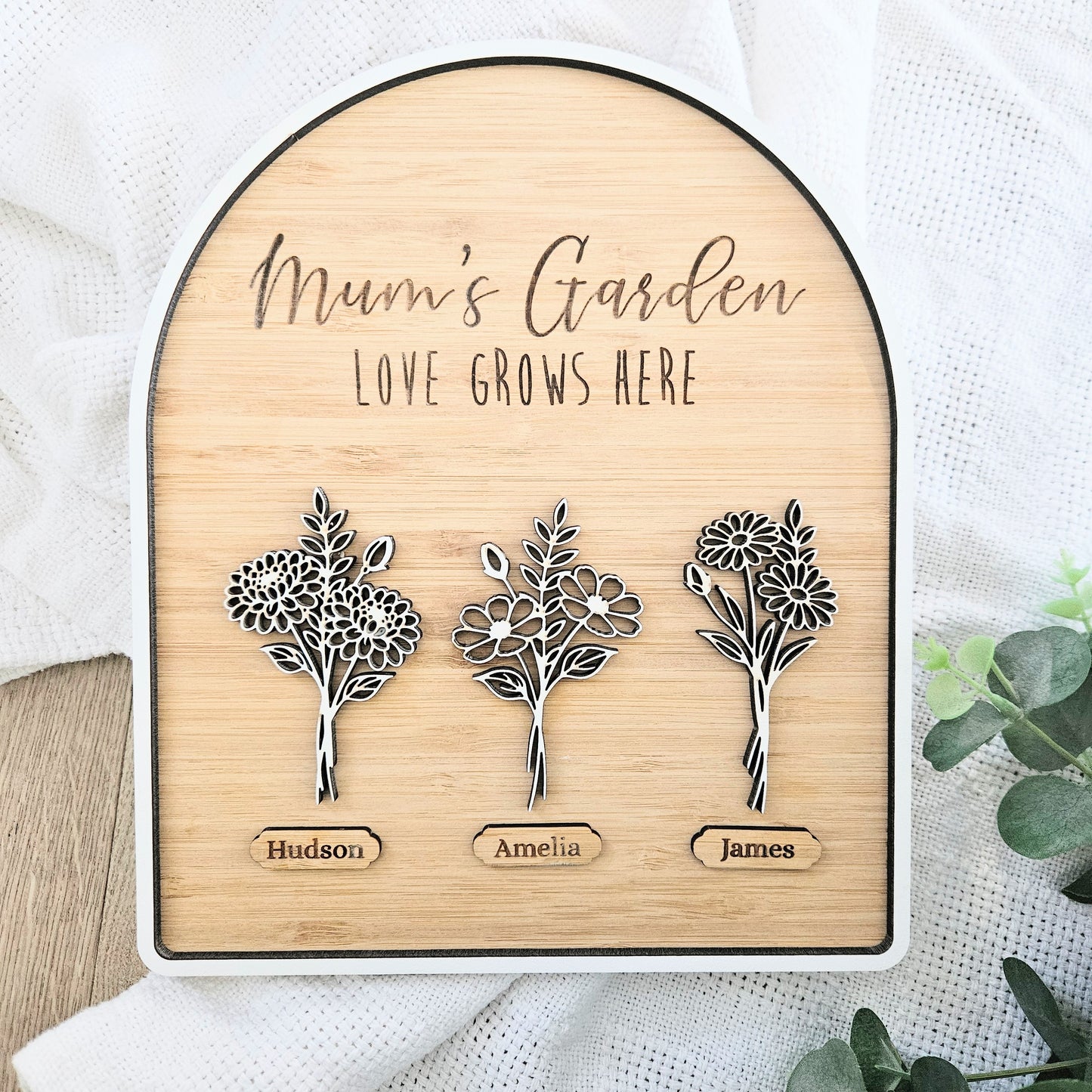 Mums Garden Birth Flower Personalised Plaque