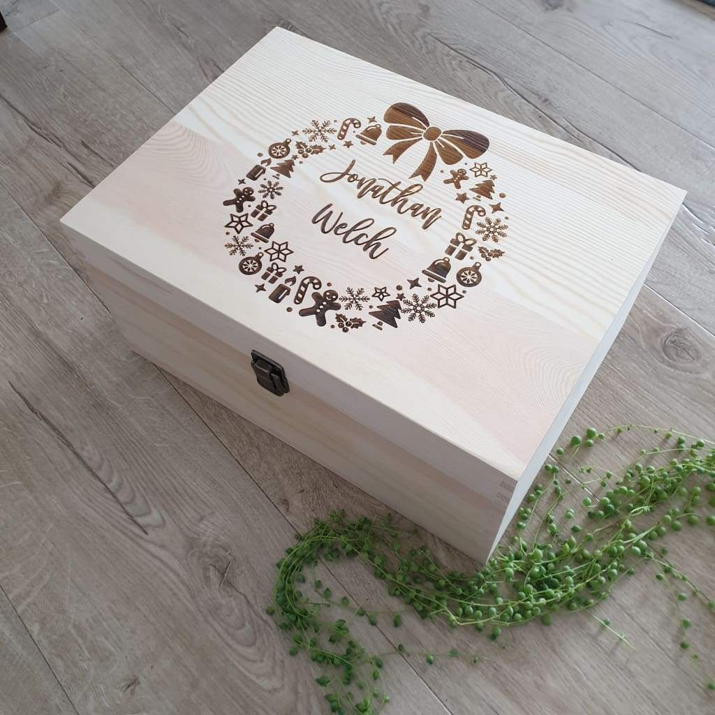 Christmas Eve Box Wreath - Keepsake Box